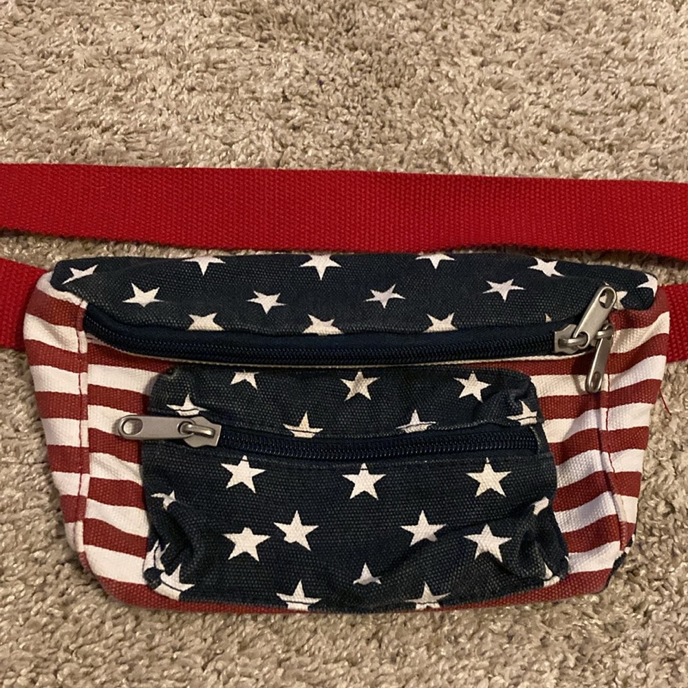 Patriotic fanny pack